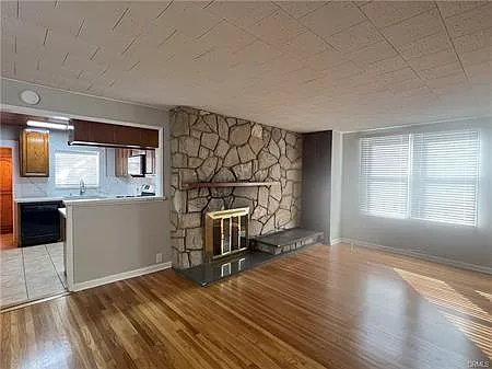 423 Magnolia St — Photo 12