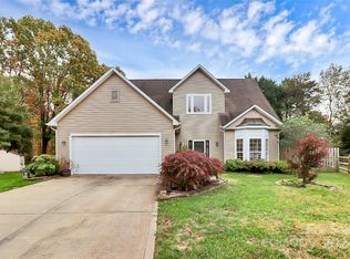 102 Walmsley Pl, Mooresville, NC 28117