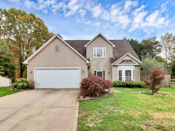 102 Walmsley Pl, Mooresville, NC 28117