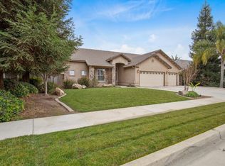 1545 Glen Ellen Dr, Tulare, CA 93274