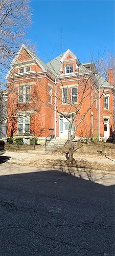 59 Green St #2 Photo 1