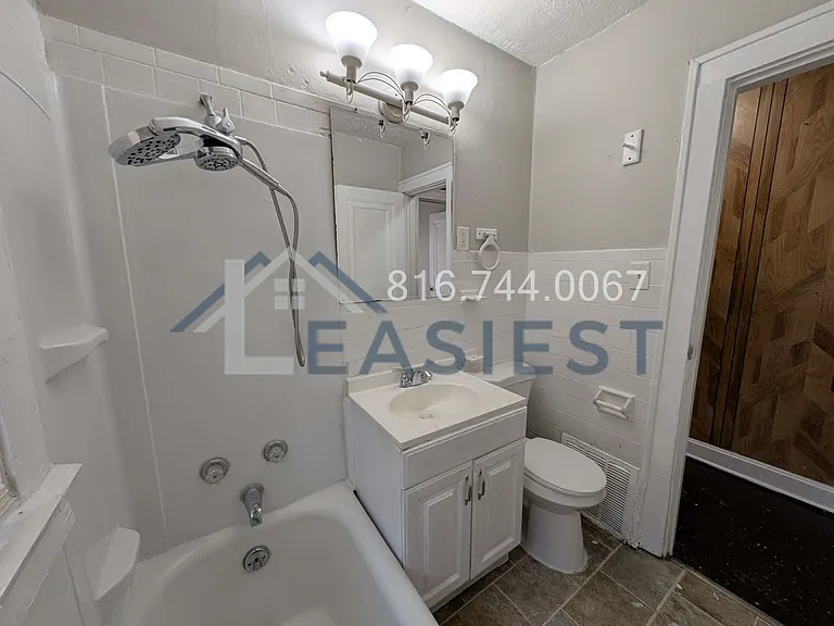 5225 Woodland Ave — Photo 16