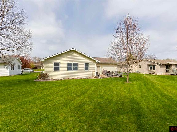 4th image of 1208 Hauenstein Dr