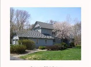 33 Stonehenge Rd, South Windsor, CT 06074