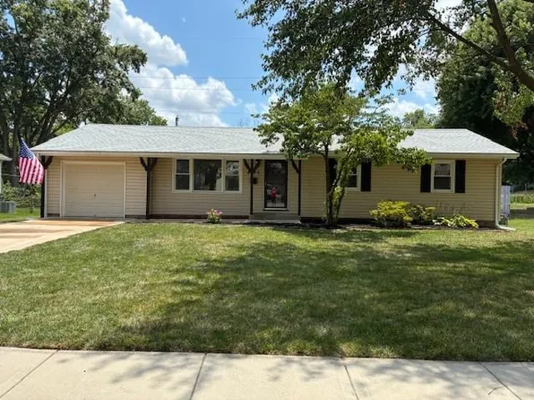 8105 W 91st St, Overland Park, KS 66212