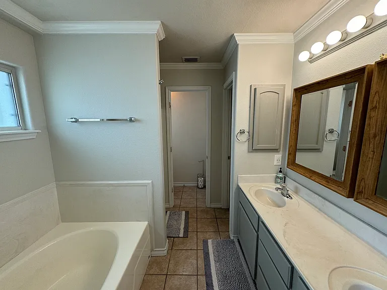 14922 Aquarius St — Photo 13