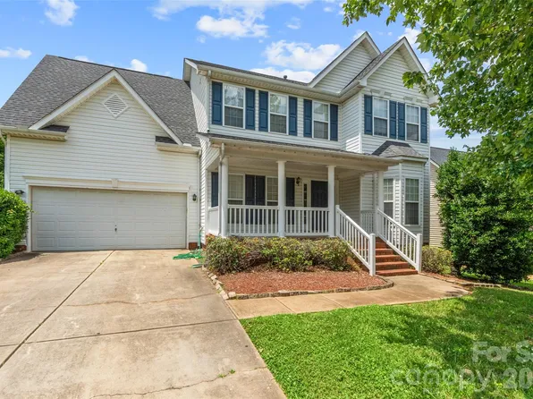 2725 Billings Park Dr, Charlotte, NC 28213