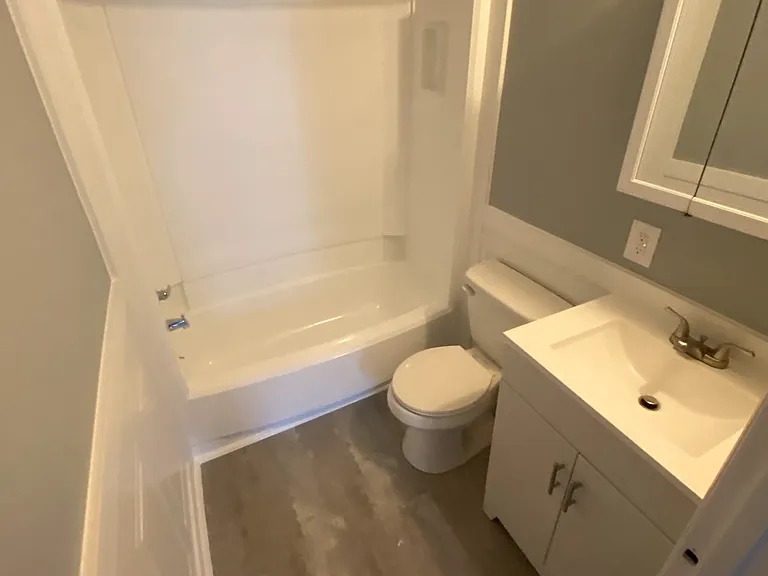 437 Triplett Ave — Photo 1