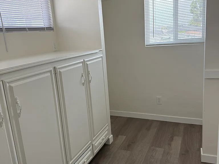 6895 Amherst St — Photo 21