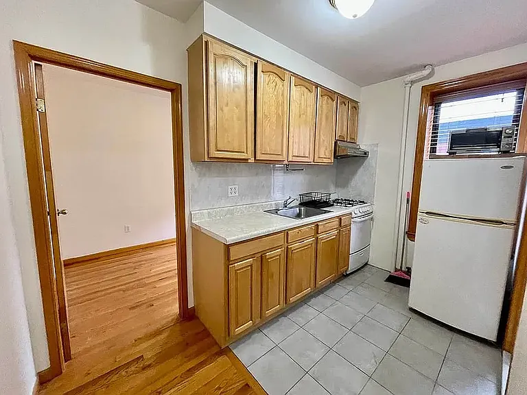 106 Mulberry St #28 — Photo 1