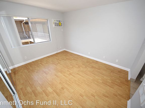 5th image of 418 Pier Ave APT 211