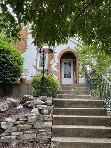 6133 Wanda Ave, Saint Louis, MO, 63116