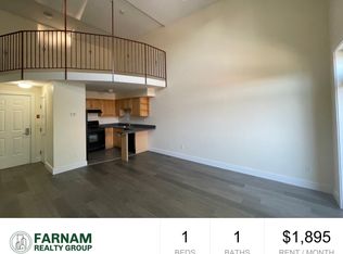 17 S Main St #212, Branford, CT 06405