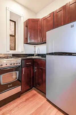 Rented by Bold New York | media 2