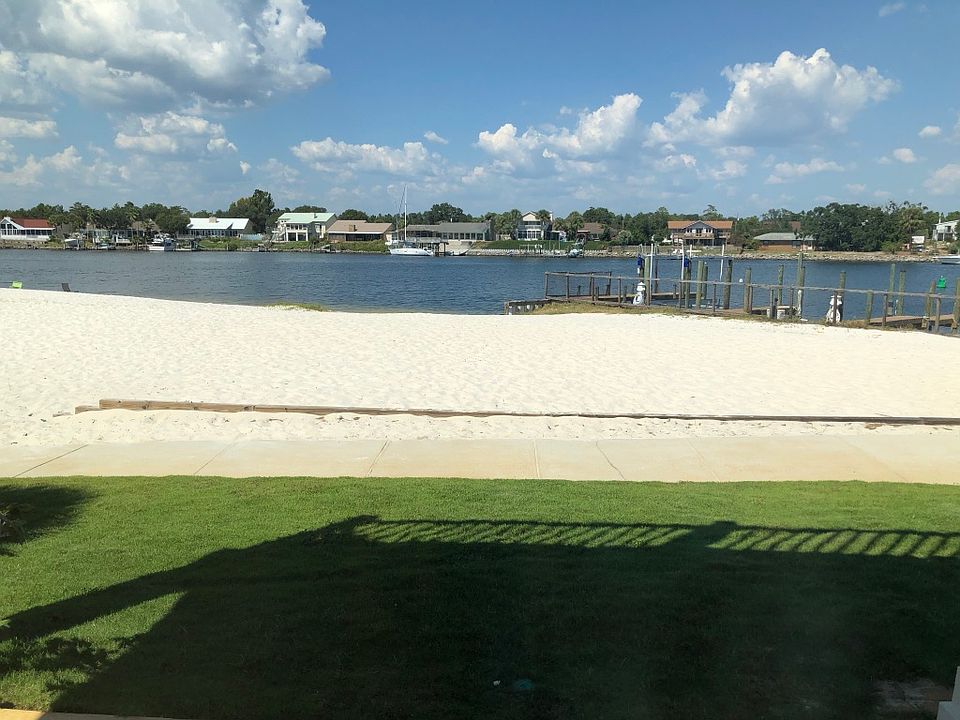 Private Beach for Residents of Banana Bay