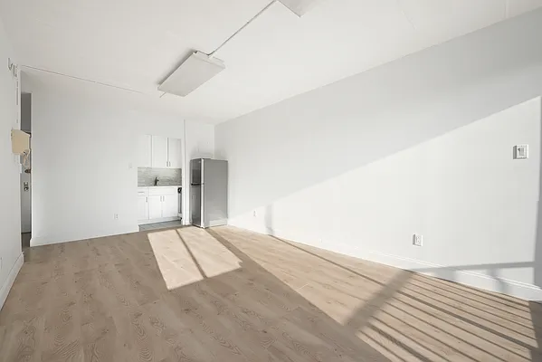 Rented by Douglas Elliman | media 9