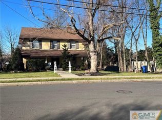 110 W Hill Rd, Colonia, NJ 07067