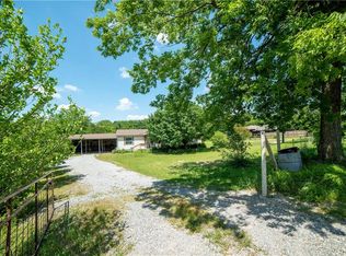 109 Bartley Rd, Whitewright, TX 75491