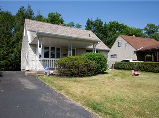137 Bryant Dr, Pittsburgh, PA