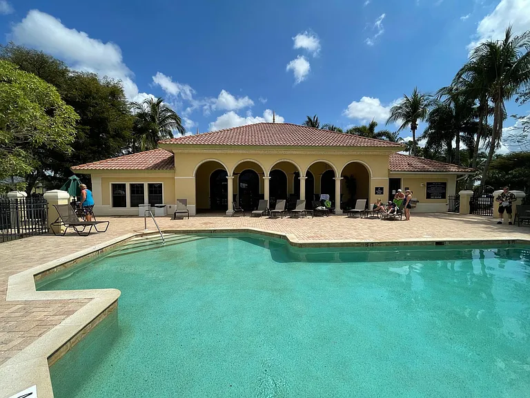 5793 Cape Harbour Dr — Photo 21