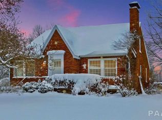 217 E High Point Rd, Peoria, IL 61614