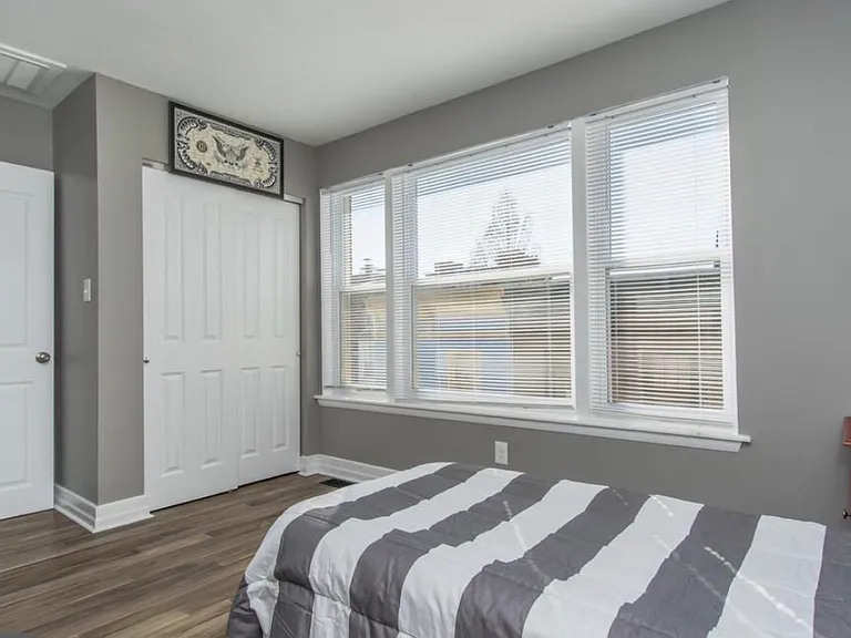 609 Jasper St — Photo 5