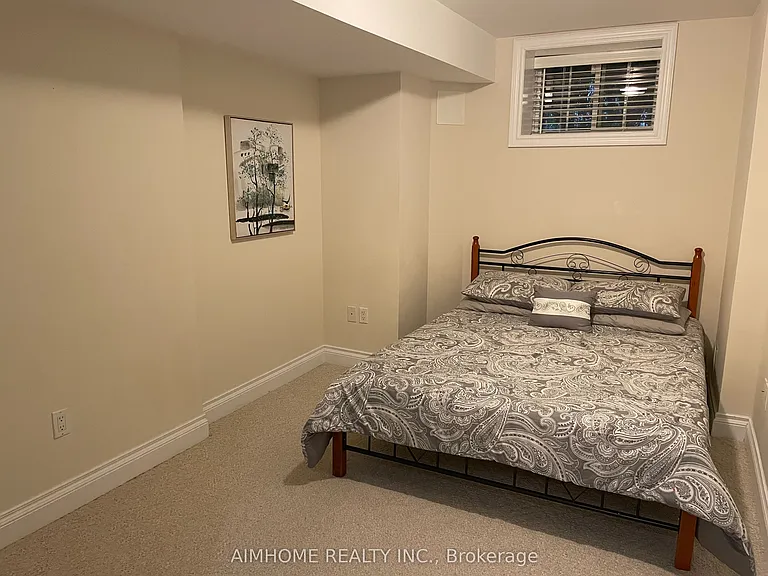 10 Hoyle Ave — Photo 7