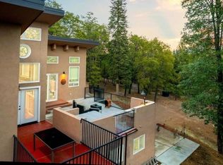 9268 Blue Jay Ln, Weed, CA 96094