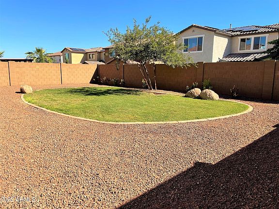 4th image of 21385 W Terri Lee Dr