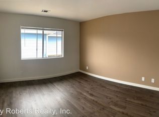 2134 Orange Ave APT B, Costa Mesa, CA 92627