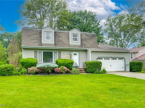 6690 Nicoll Dr, North Ridgeville, OH 44039