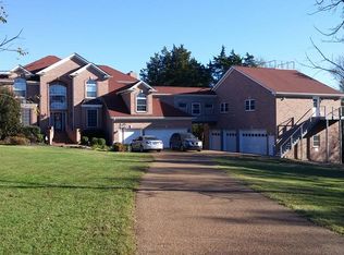 535 Shute Ln, Hendersonville, TN 37075