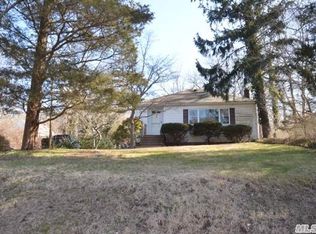 97 Rocky Point Landing Rd, Rocky Point, NY 11778