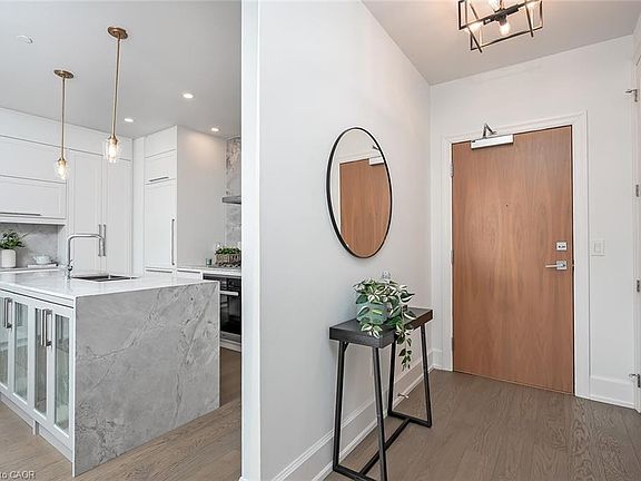 4th image of 1441 Elgin St #510