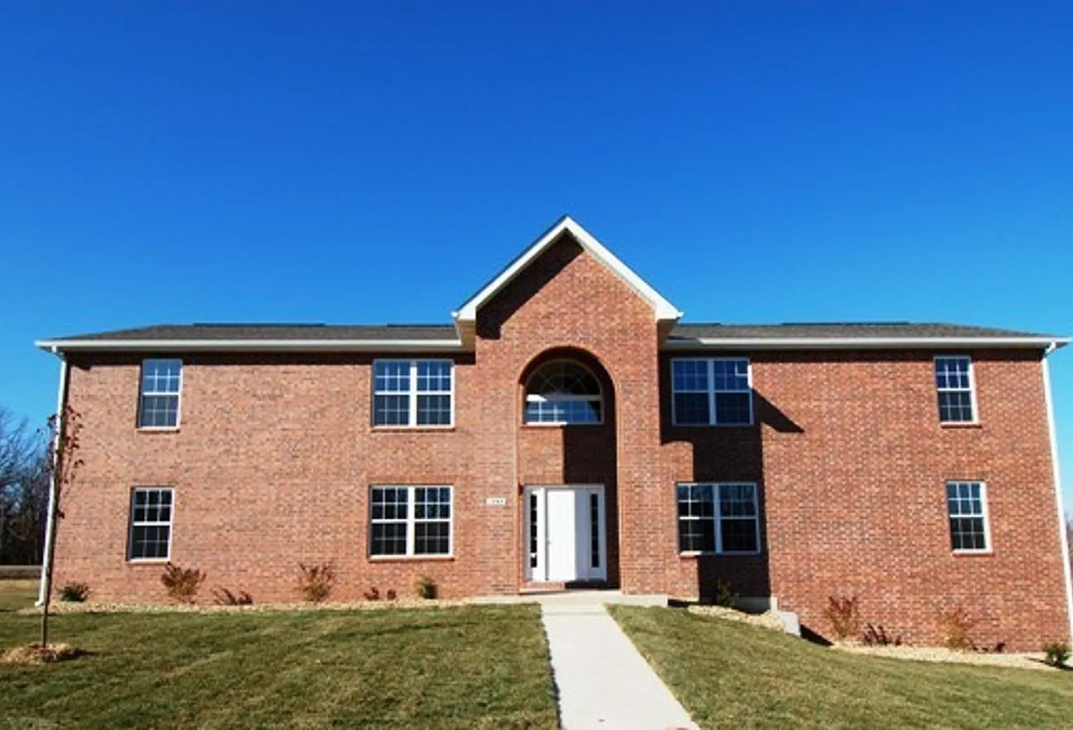1187-MF4-GP2 — Photo 1