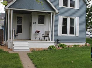 213 N 11th St, Norfolk, NE 68701