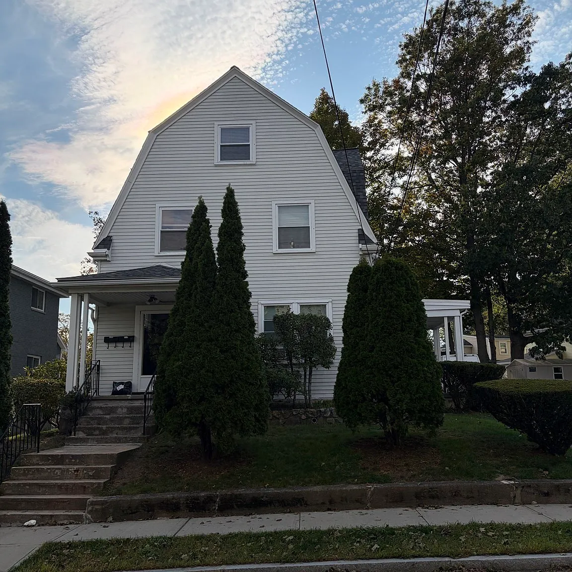 2 bed, 1.0 bath, 600 sqft, $2,000 — Photo 1