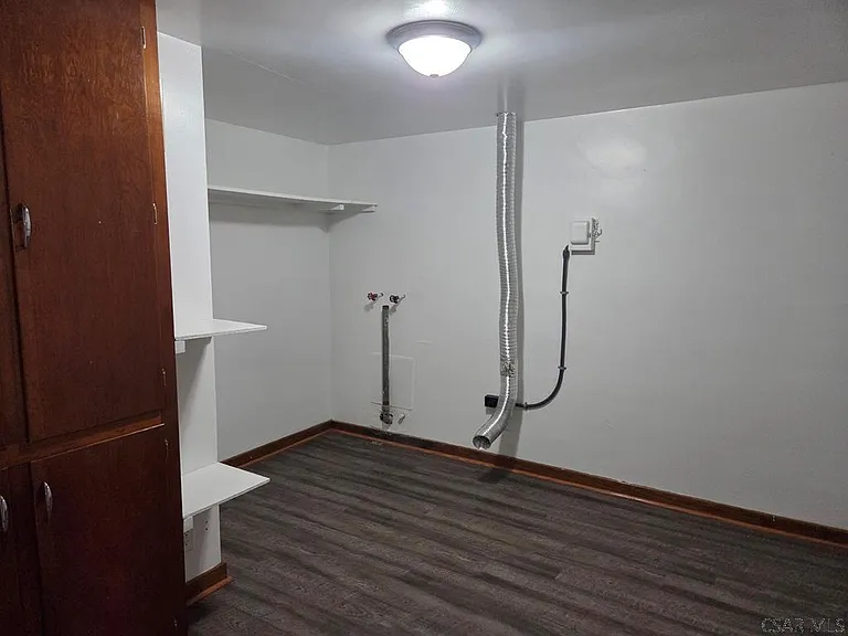 644 S Franklin Ave #1 — Photo 9