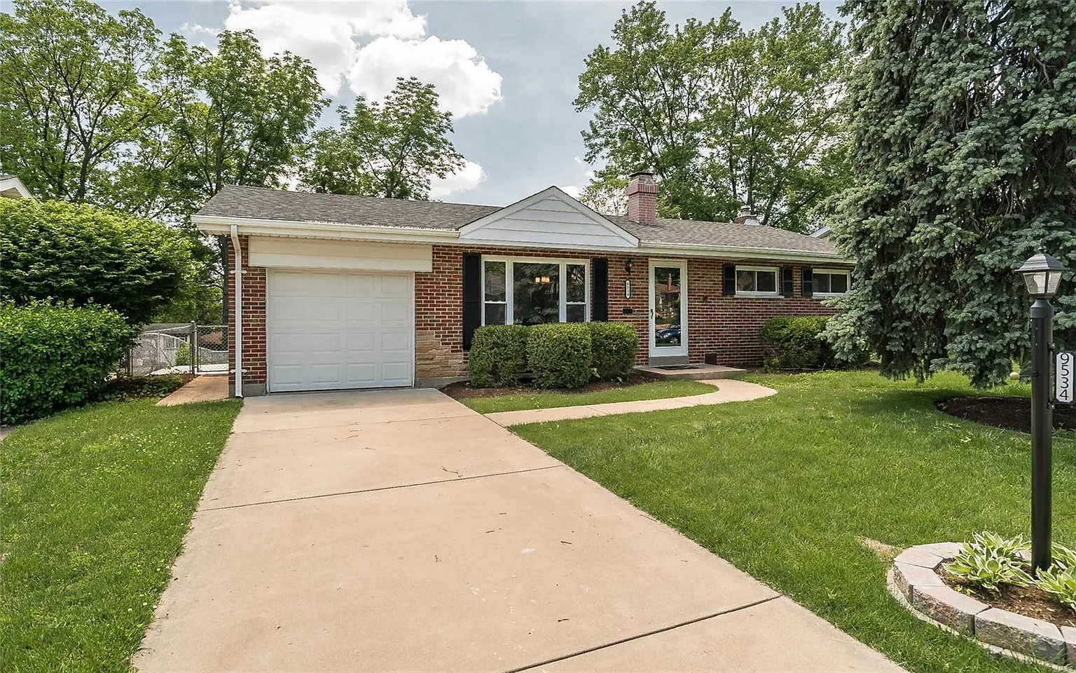 9534 Jachurst Ln photo 1