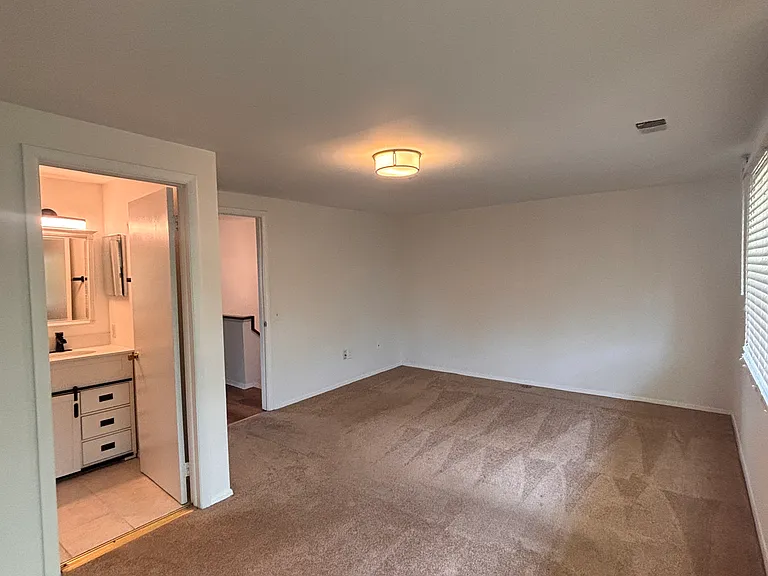 18529 Eagles Roost Dr — Photo 36
