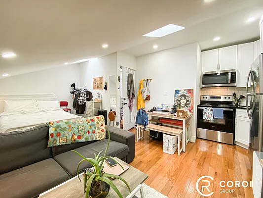 Rented by Coroi Corp | media 2