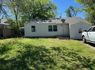 1607 Center Ln, Muskogee, OK 74403