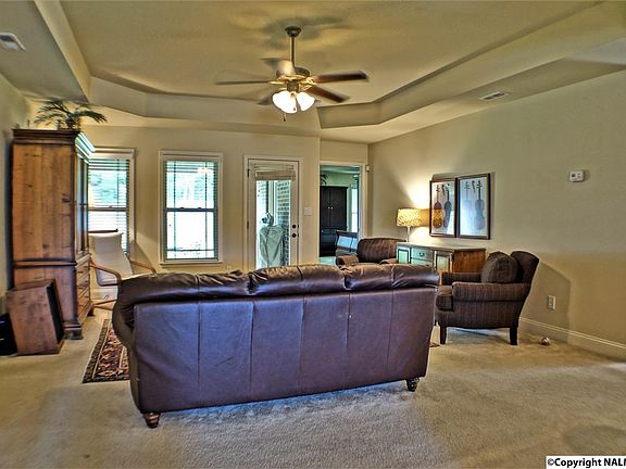 5th image of 5019 Montauk Trl SE