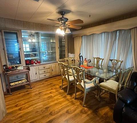 4th image of 3210 Santa Maria Way Space 135