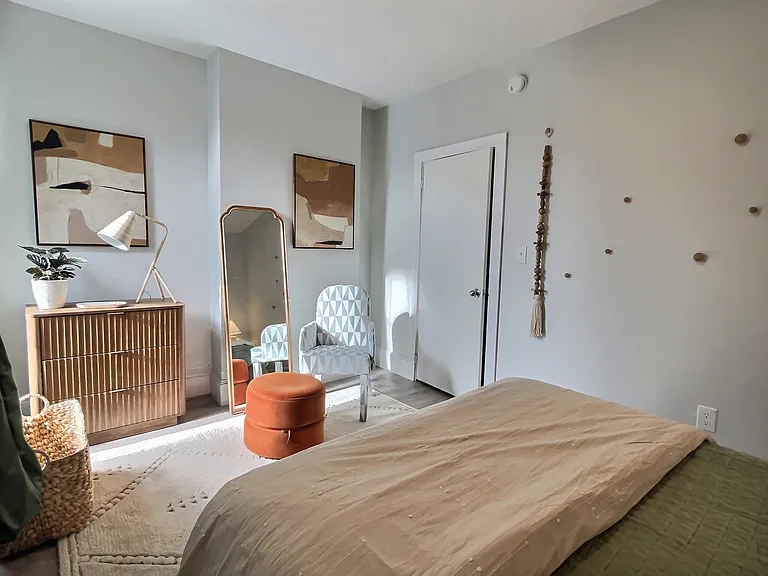 140 Pine St #3 — Photo 8