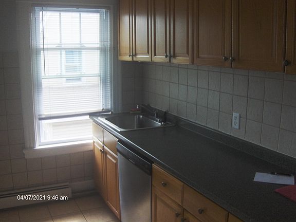 2nd image of 19 5th St #3
