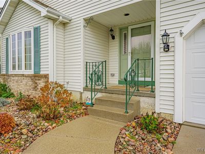 2400 Lake Mead Rd, Niagara Falls, NY, 14304