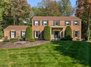2570 Barnwood Dr, Wexford, PA 15090