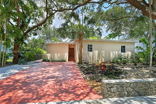 5835 SW 49th St Photo 1 5835 SW 49th St Photo 1