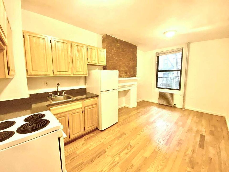 1st image of 310 E 6th St #3R